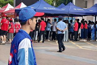 斯图加特主帅：期待下赛季欧冠抽签遇到皇马，这会很特别